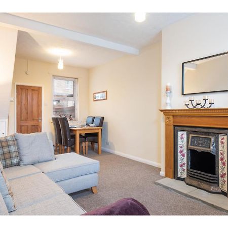 Beautiful 2 Bed With Free Parking - Pass The Keys Appartement York Buitenkant foto